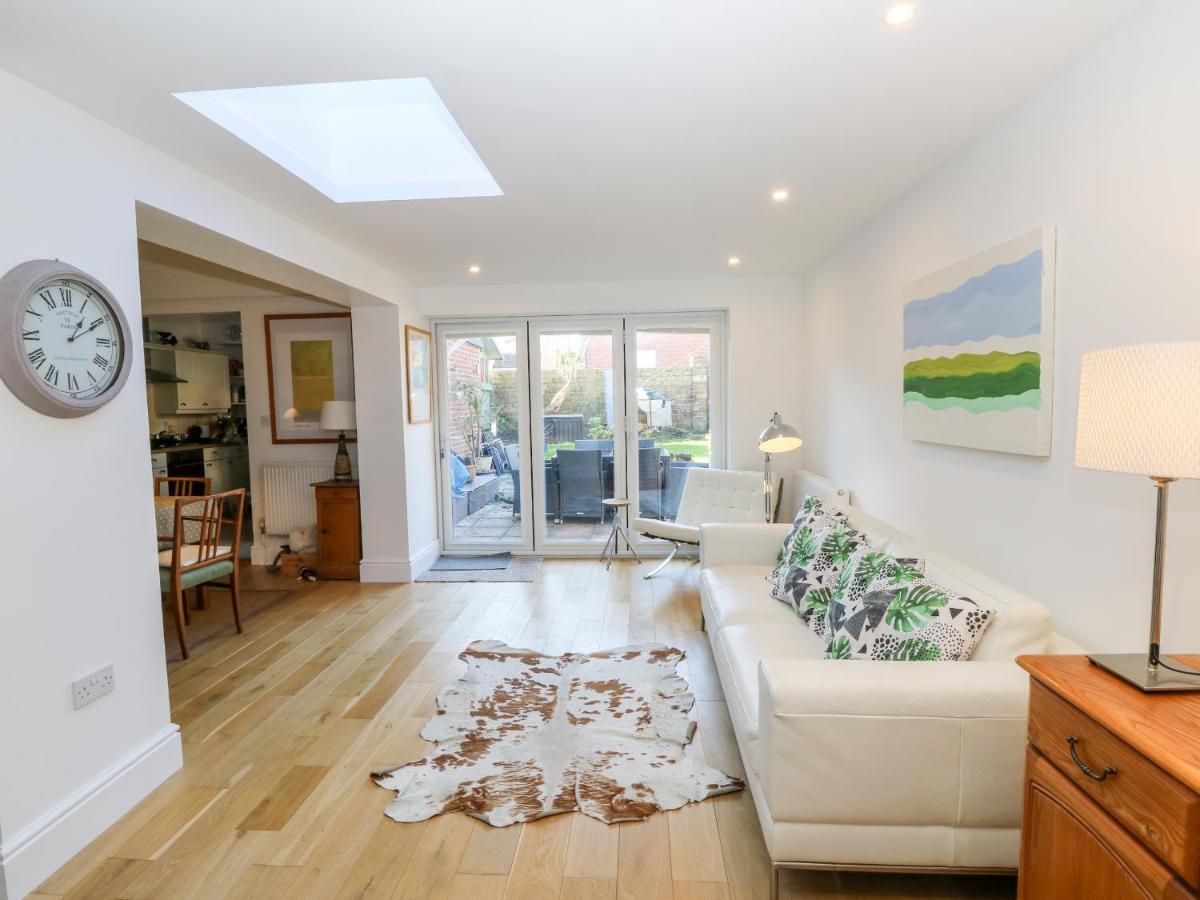 Dovedale Villa Ryde  Luaran gambar