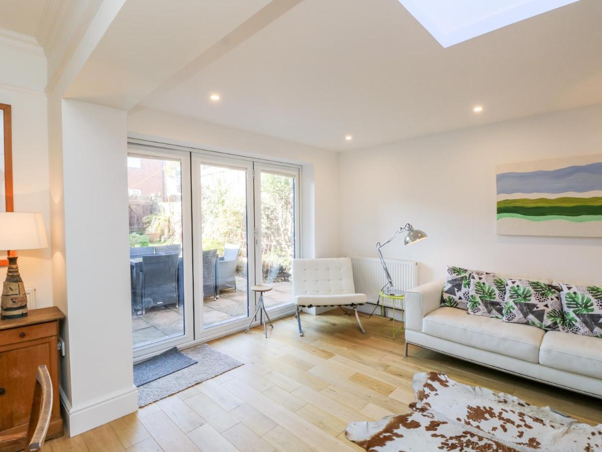 Dovedale Villa Ryde  Luaran gambar